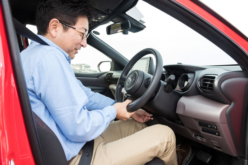 チルト＆テレスコピックステアリングは全グレードで標準装備