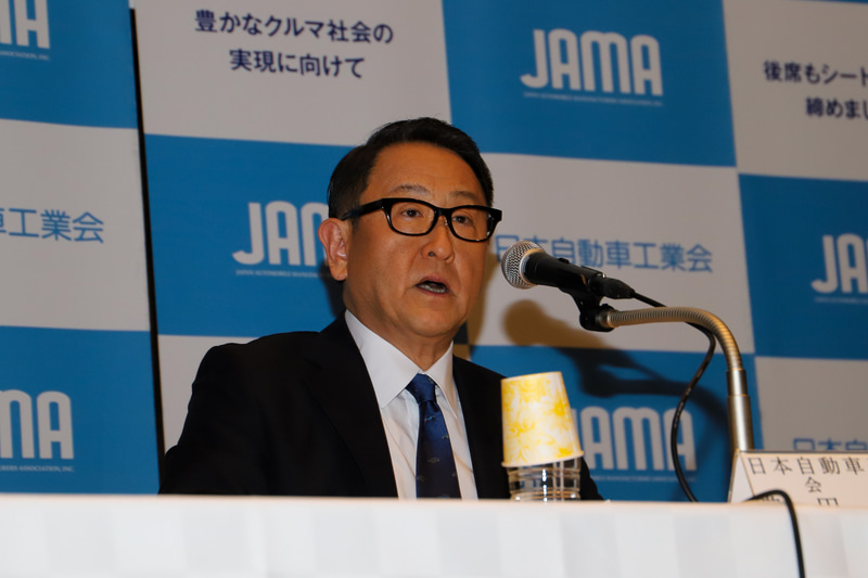 日本自動車工業会の定例会長記者会見に出席した豊田章男会長