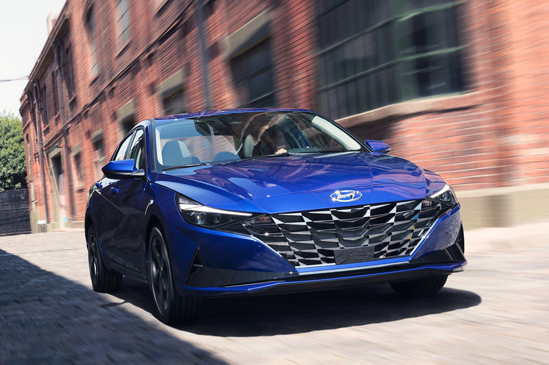 第3世代プラットフォーム「K3 ビークルプラットフォーム」の採用により、スポーティでいながら快適な乗り心地を実現