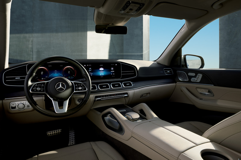 新型GLSのインテリア