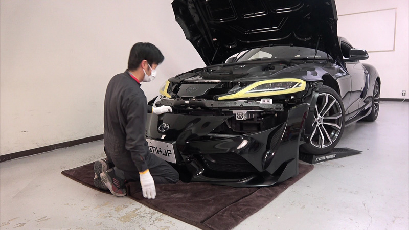 フロントバンパーやリアバンパー取り外し方法を解説