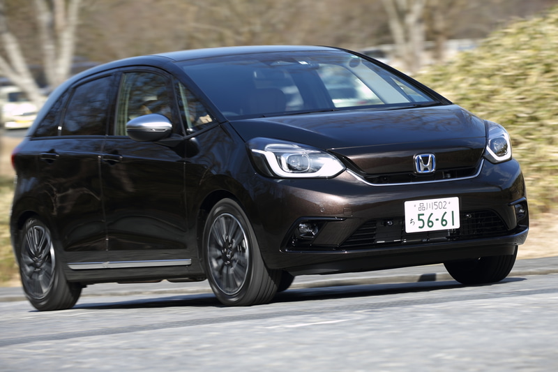 高級感もあり、落ち着いた内装のLUXE