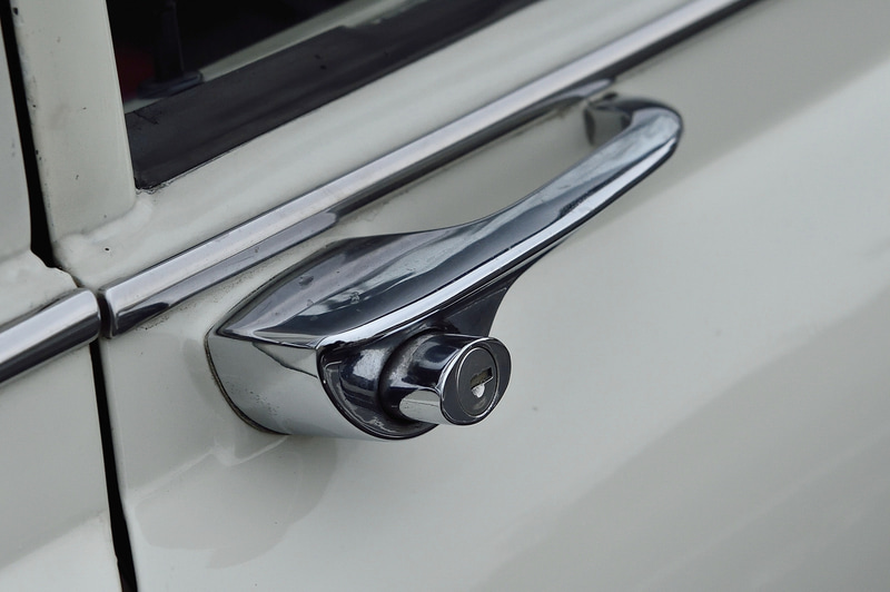 今回試乗したのはボルボ・クラシック・ガレージがレストアを行なった1970年式の122S、通称「アマゾン」。2ドア仕様のボディサイズは4450×1630×1480mm（全長×全幅×全高）。ワンオーナーもので約35万5000km走行したモデルだ