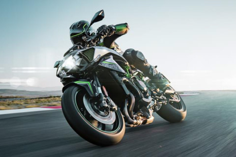 超貴重 Fresher Leo Nine ジャパンビンテージ希少品最終価格 カワサキ、200PSのスーパーチャージドエンジン搭載「Z H2」国内