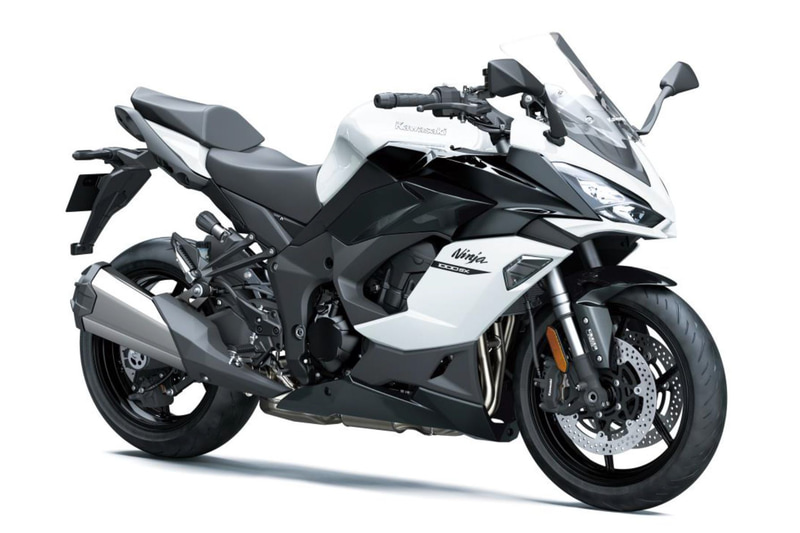 パールブリザードホワイト×メタリックカーボングレー