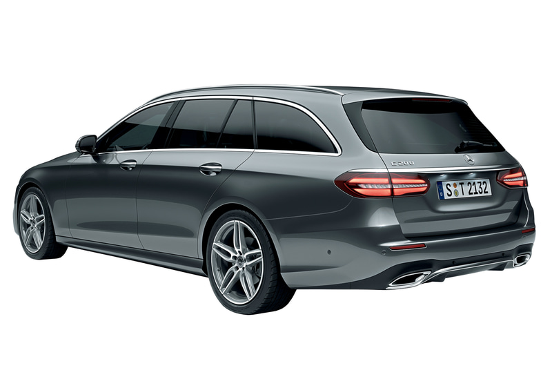 E 200 ローレウスエディション（ステーションワゴン）