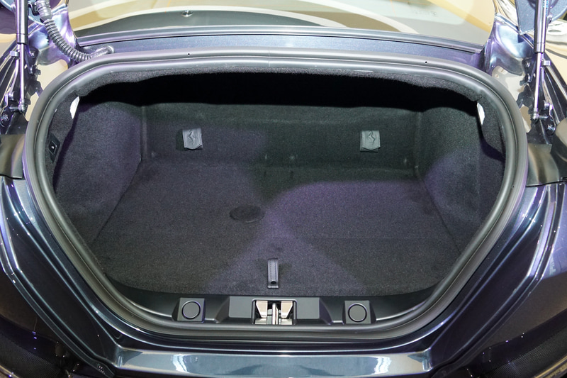 トランクスペース