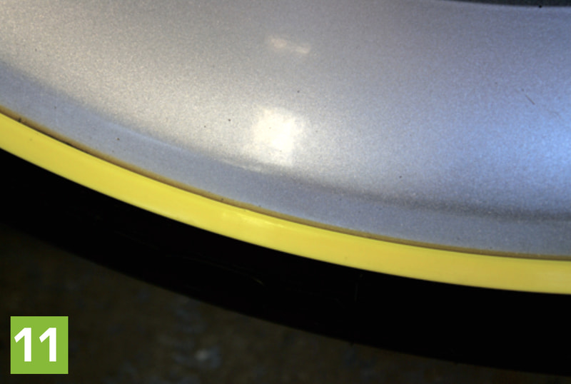 全周にわたって隙間なく取り付けされていることを再度確認