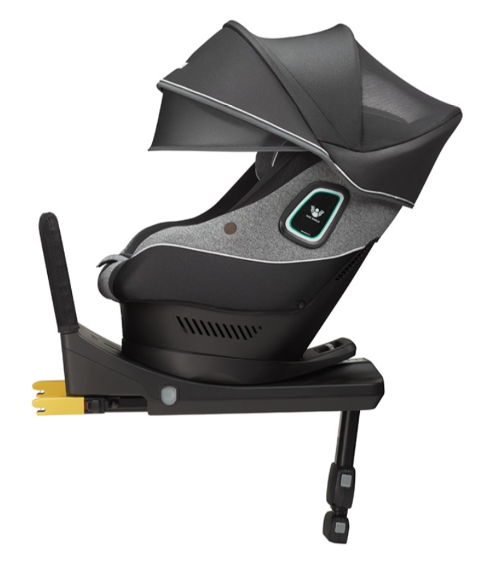 後向き時：440×726～786×546～599mm（幅×奥行×高さ）、前向き時：440×661×719～776mm（幅×奥行×高さ）、重量15.2kg