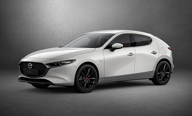MAZDA3 FASTBACK：289万3869円～394万343円