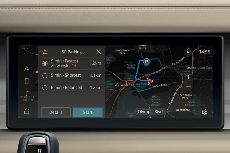 直感的な操作が可能な上、AIがドライバーの好みのルートを学習するといった機能も持つ