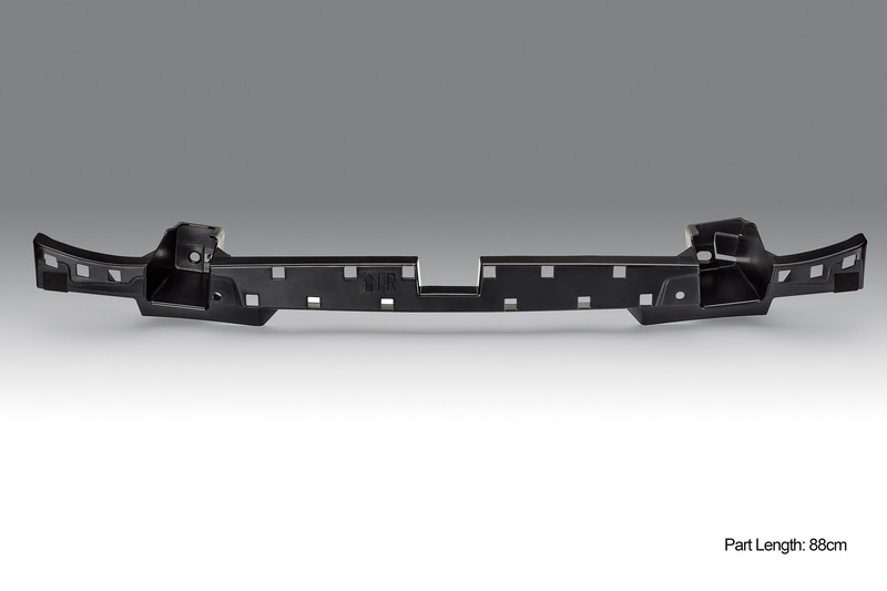 BASFが開発した「Ultramid Balance」を使用して作られているマツダ車用リアバンバーステー