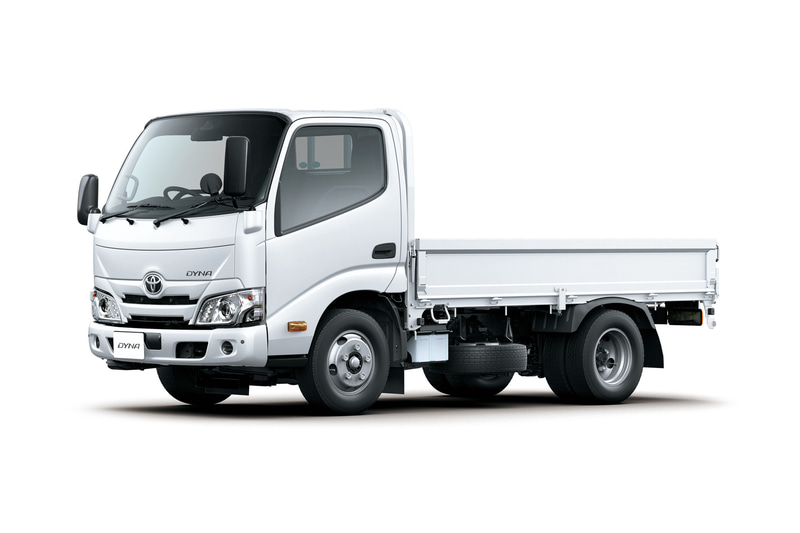 カーゴ：標準キャブ・標準デッキ・フルジャストロー・2t積・ディーゼル車・2WD＜オプション装着車＞