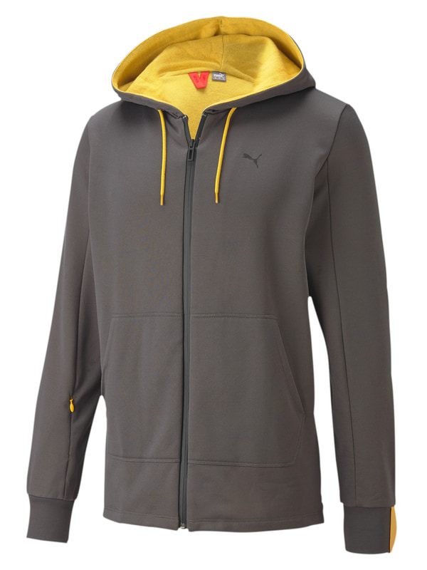 ポルシェ レガシー フーデッドスウェット（1万5400円）