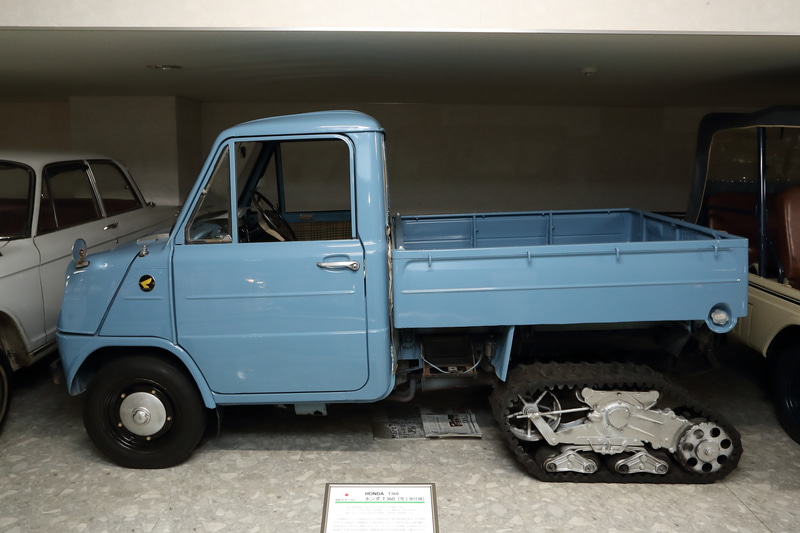 日本の復興や市民生活を支えてきたクルマが数多く並んでいます