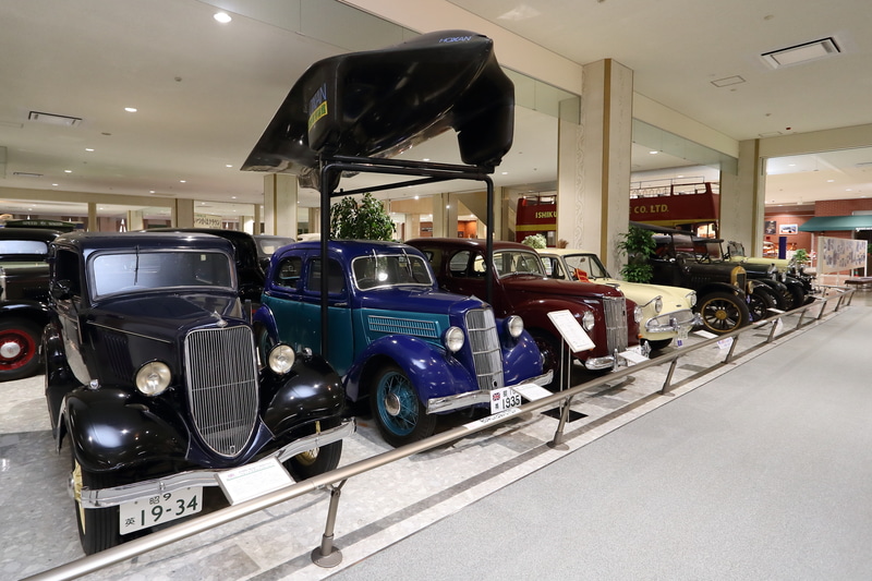 フォードのコーナーは戦前車中心の展示