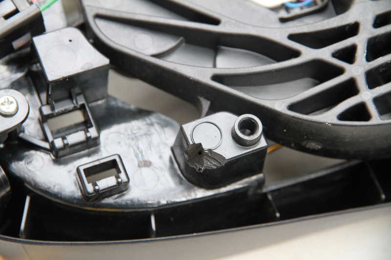 これまたリューターでガリガリ削って組み付け完了