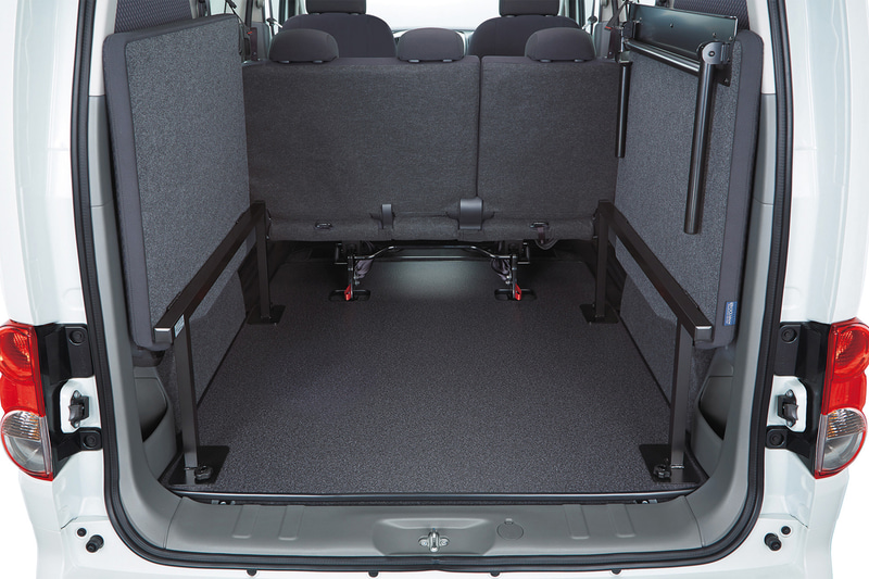 NV200 バネット「マルチベッドワゴン」