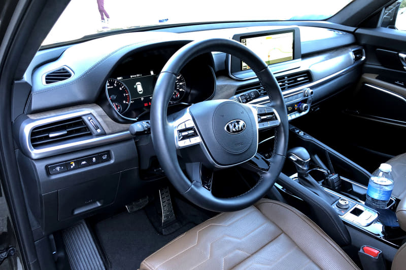 テルライドは大人っぽいインテリアに仕上げられている