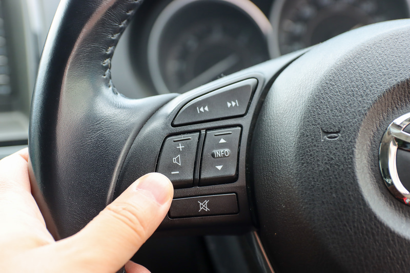 音量の上げすぎも感覚をマヒさせてしまいます