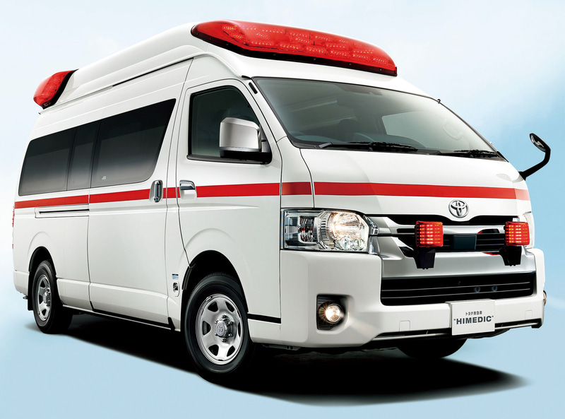 トヨタ救急車“ハイメディック”（4WD）