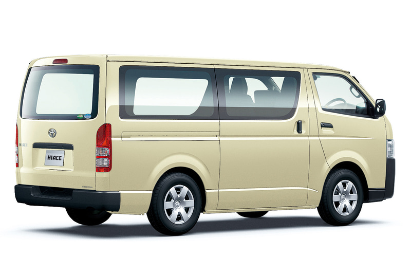 ハイエース バン DX（標準ボディ・4WD・ディーゼル車）