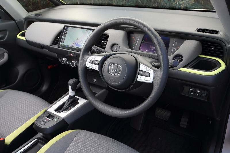 フィット e：HEV NESSのインテリア