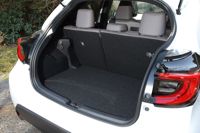 ヤリス HYBRID Zのインテリア