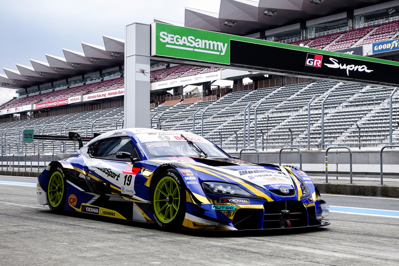 GRスープラ勢では唯一、横浜ゴムのADVANレーシングタイヤを装着する19号車