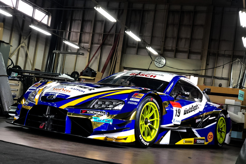 レーシングプロジェクトバンドウの工場での1カット