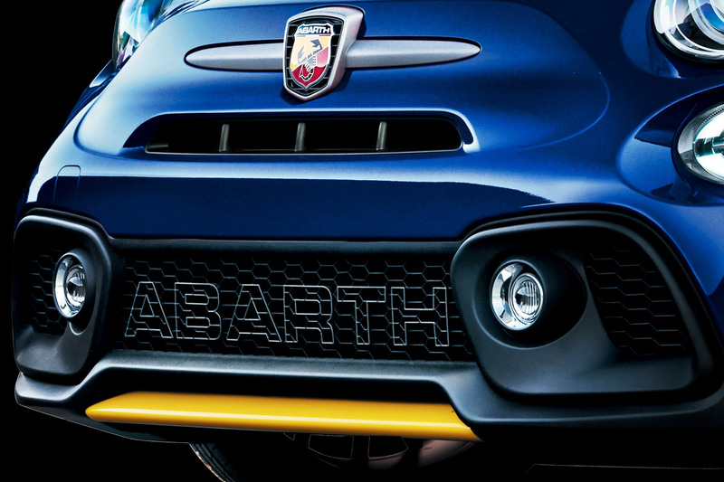 フロントバンパー/イエロー仕上げリップスポイラー（インタークーラー冷却用エアインテーク付）