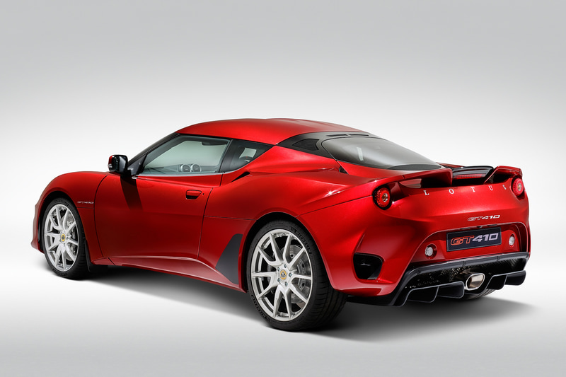 エヴォーラ GT410。ボディサイズは4390×1850×1240mm（全長×全幅×全高）、ホイールベースは2575mm。車両重量は6速MT車が1375kg、6速AT車が1382kg