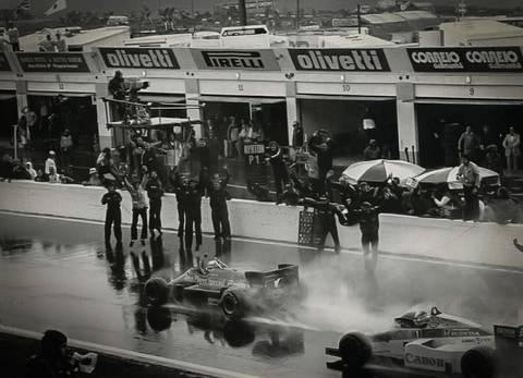 アイルトン・セナのF1初優勝から35周年。ロータスが偉業を写真で
