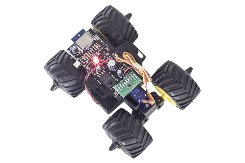 ワイルドミニ四駆のシャシーをキットで改造したもの