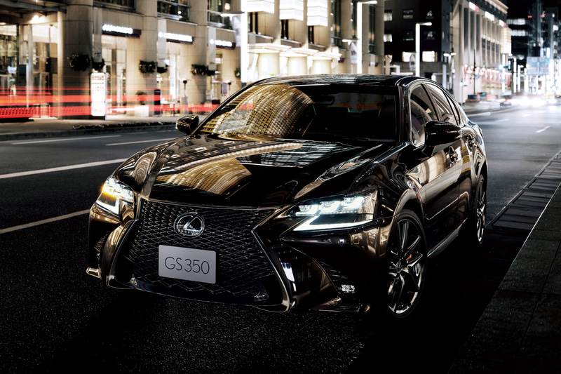 GS350 特別仕様車“Eternal Touring”（グラファイトブラックガラスフレーク）