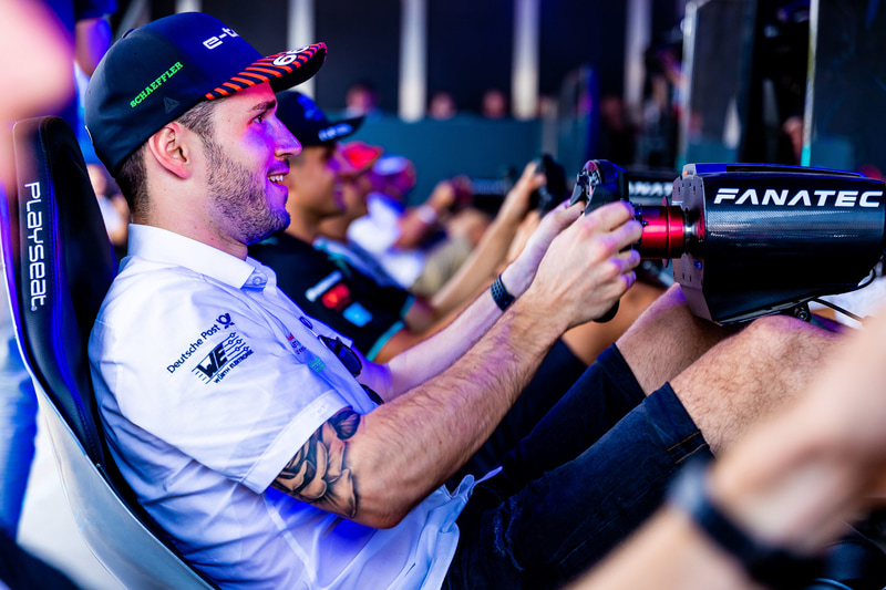 4月18日に行なわれたプレシーズンテストレースに参加したダニエル・アプト選手