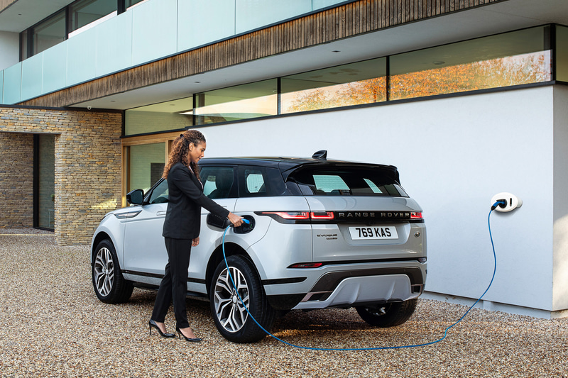 レンジローバー イヴォーク P330e