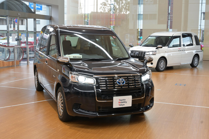江戸川区に提供を行った飛沫循環抑制車両