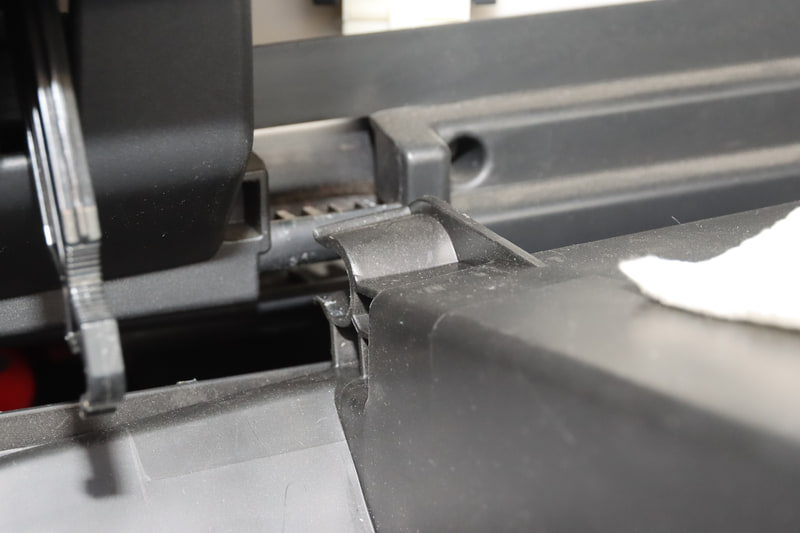 ヒンジ部分のアップ