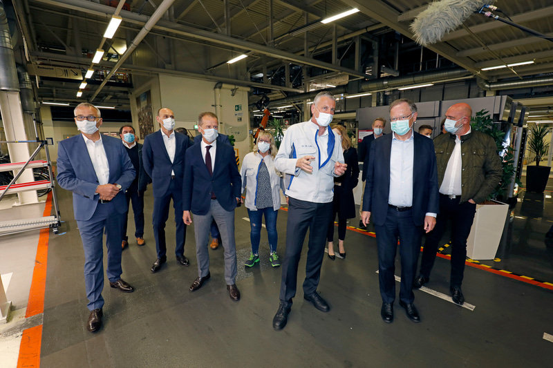 ヴォルフスブルク工場での生産を再開