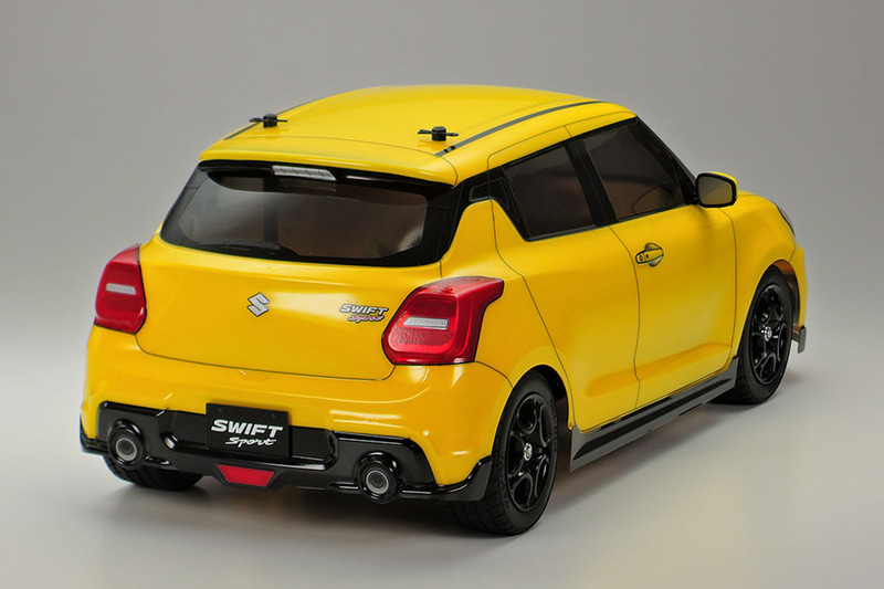 1/10RC スズキ スイフトスポーツ （M-05シャーシ）写真はキットを組み立てたもの