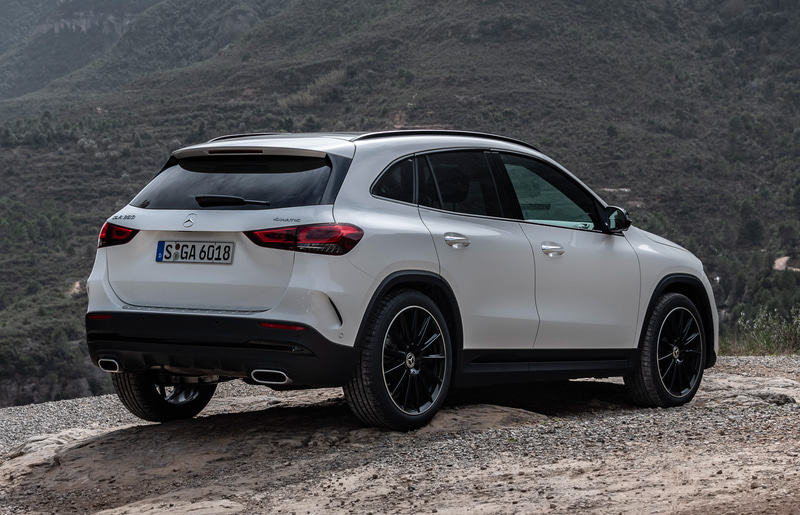 2代目となる新型GLA。ボディサイズは4410×1834×1611mm（全長×全幅×全高）、ホイールベースは2729mm