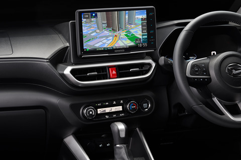 ケンウッド、新型“彩速ナビ”4モデル。フローティング機構の9V型HD