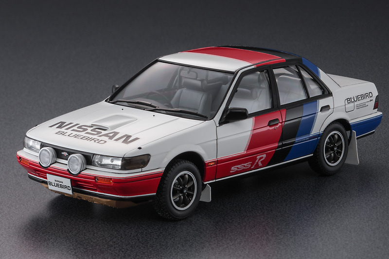 ニッサン ブルーバード 4ドアセダン SSS-R（U12型）前期（写真は完成見本）