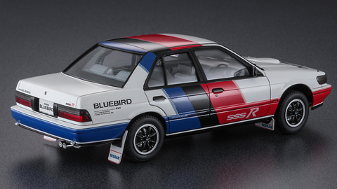 ハセガワ、ニッサン ブルーバード 4ドアセダン SSS-R（U12型）前期