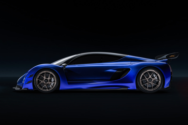 Czingerのハイパーカー「21C」