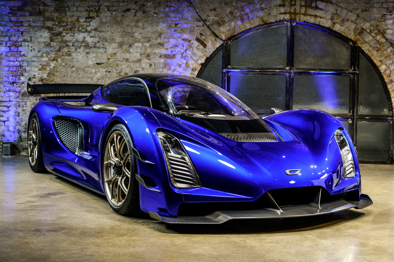 ハイパーカーブランド Czingerの「21C」