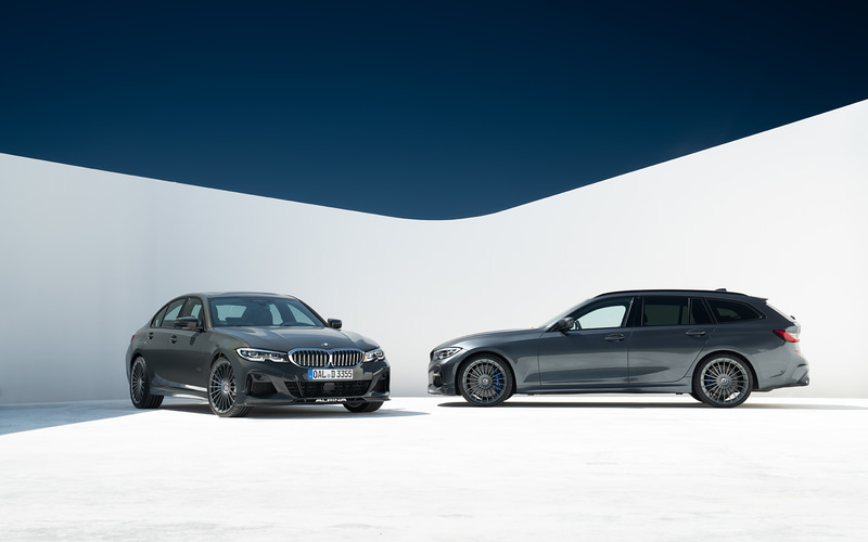 BMW ALPINA D3 S　サルーン（左）、ツーリング（右）