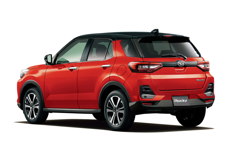 鳥居の赤をイメージしつつ、会社の考え方とユーザーを繋ぐコミュニケーションカラーとなるコンパーノレッド