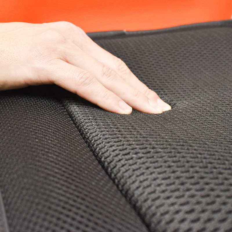 ポリエステルがメインのクッション生地